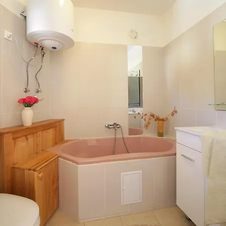 Turulpanzio&gombeach B&B *